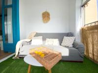 Posedenie v ubytovaní Bright flat Rosaleda