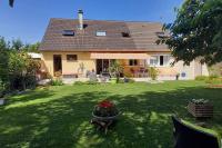Ogród w obiekcie proche Paris maison dans village près de reims