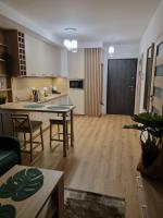 Kuchyňa alebo kuchynka v ubytovaní Apartament Słoneczny -Ściegiennego (garaż, centrum)