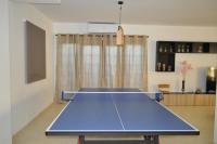 Stolní tenis v ubytování Villa Esmeralda nebo okolí