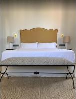 Postel nebo postele na pokoji v ubytování Soho Boutique Castillo de Santa Catalina - Adults Recommended