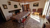 Posedenie v ubytovaní Chalet l'Acinos
