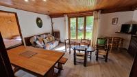 Posedenie v ubytovaní Chalet l'Acinos