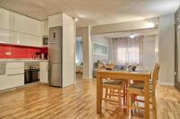 Kuchyň nebo kuchyňský kout v ubytování Lujoso apartamento centro ciudad, parking privado gratuito