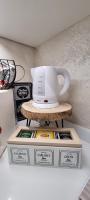 Coffee and tea making facilities at IO E TE bed and breakfast Appartamento