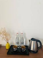 HOIANIAN CENTRAL VILLAにあるコーヒーまたはお茶