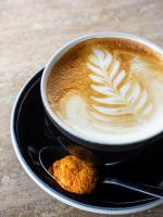 Příslušenství pro přípravu čaje a kávy v ubytování Munduk Cabins