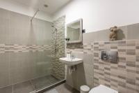 Kúpeľňa v ubytovaní Deluxe Residence By Bella