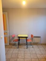 Plán poschodí v ubytovaní Petite Maison à Salbris