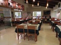 Restaurace v ubytování Bravo's Hotel