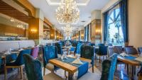 Posezení v ubytování J'adore Deluxe Hotel & Spa Ultra All Inclusive
