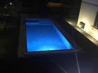 Villa Magnolia - Lake Comoの敷地内または近くにあるプール