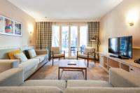 Televízia a/alebo spoločenská miestnosť v ubytovaní Résidence Presqu'Ile de la Touques - Appartement 3 pièces 6 personnes Prestige MAE-8822