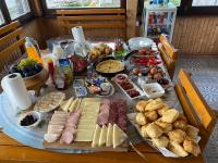 Еда / где поесть недалеко от апартаментов/квартиры