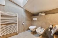A bathroom at Florerhof Ferienwohnung Lavendel