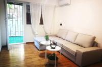 Posezení v ubytování Apartment with private patio