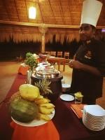 Mâncare la sau în apropiere de acest complex