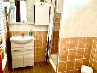 Kúpeľňa v ubytovaní Ligetalja Termál Apartmanok