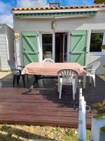 Balkón alebo terasa v ubytovaní Maisonnette à deux pas de la plage dans résidence calme