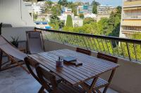 Balkon lub taras w obiekcie Appartement proche croisette avec parking et climatisation