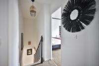 Łóżko lub łóżka w pokoju w obiekcie 2.Luxueux Duplex 6/8pers/Full Equipped/République