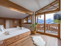 TraumChalet mit Sauna in Kirchberg im Skigebiet Kitzb&uuml;hel saat musim dingin