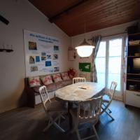 Posedenie v ubytovaní Appartement cosy à quelques pas de la plage de la Rémigeasse