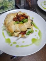 Mad i feriehuset eller i nærheden