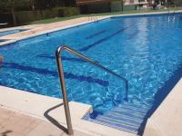 Bazén v ubytování Estudio BEN NER Salou. nebo v jeho okolí
