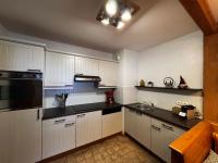Kuchnia lub aneks kuchenny w obiekcie Arc 1950 - Auberge Jérôme - 4 à 6p - 1 chambre et 1 coin montagne séparé