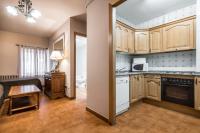 Kuchyňa alebo kuchynka v ubytovaní Riu Nere Mountain Apartments
