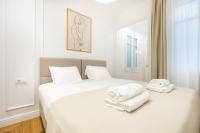 Posteľ alebo postele v izbe v ubytovaní Majestic 4BR/4BATH apartment in Sagrada Familia area