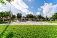 Ein Garten an der Unterkunft PRAIA Hotel Boutique &amp; Apartments Miami Beach