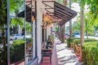 Ein Garten an der Unterkunft PRAIA Hotel Boutique &amp; Apartments Miami Beach