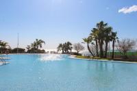 The swimming pool at or close to Apartamento Alcocebre Beach Resort