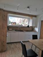 Kuchnia lub aneks kuchenny w obiekcie Apartmenthaus Kristall