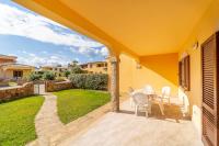 Vonkajšia záhrada v ubytovaní ISS Travel, Ambra apartments - 800 m from La Cinta beach