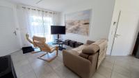 Część wypoczynkowa w obiekcie LES SILENES - Maison 3 chambres proche plage