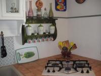A kitchen or kitchenette at VILLA TREROSE by Trerose Properties - Villa centrale con wi-fi e posto auto privato gratuiti