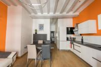 Kuchnia lub aneks kuchenny w obiekcie Angers Hyper Centre - Rue St Laud, 2min Ralliement