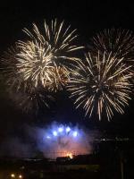 a group of fireworks exploding in the sky at night at Belle vue sur mer, très près du port de Sanary in Sanary-sur-Mer