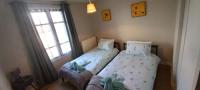 Cama o camas de una habitaci&oacute;n en Spacious 3-Bed House in Chateau Garnier