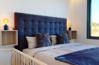 Postel nebo postele na pokoji v ubytování Luxury Townhouse in La Cala De Mijas