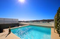 Bazén v ubytování Luxury Townhouse in La Cala De Mijas nebo v jeho okolí