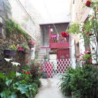 Ogród w obiekcie Appartement duplex et terrasse à St Servan-St Malo