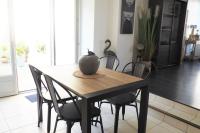 Plan piętra w obiekcie Appartement duplex et terrasse à St Servan-St Malo