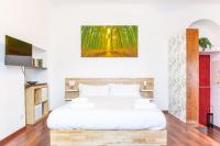 A bed or beds in a room at Easylife - Accogliente monolocale in zona Ripamonti
