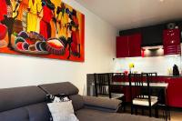 Kuchnia lub aneks kuchenny w obiekcie #EL The Duplex in the heart of Vizille