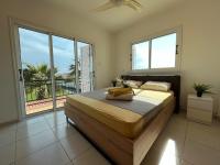 Postel nebo postele na pokoji v ubytování Tarracotta Villa 4 bedroom, near Ayia Napa