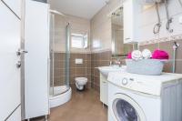 Kúpeľňa v ubytovaní APARTMAN SANDRA